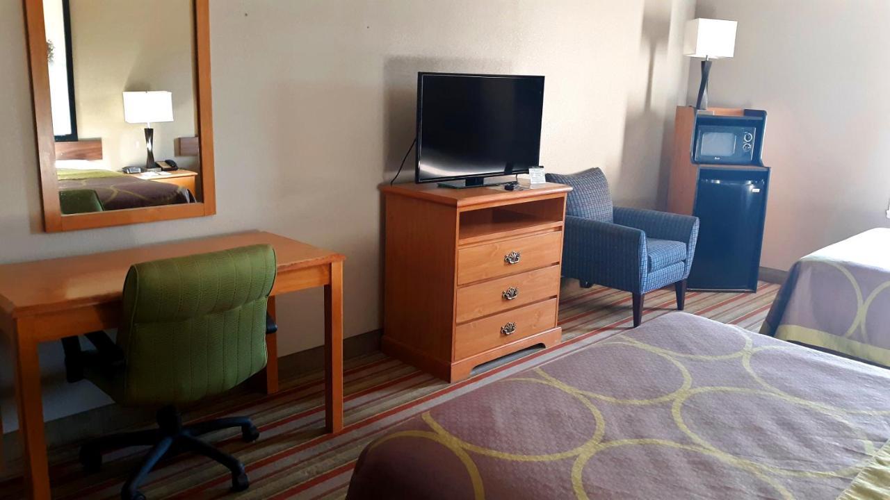 Max Meadows Super 8 By Wyndham Fort Chiswell Wytheville Area מראה חיצוני תמונה