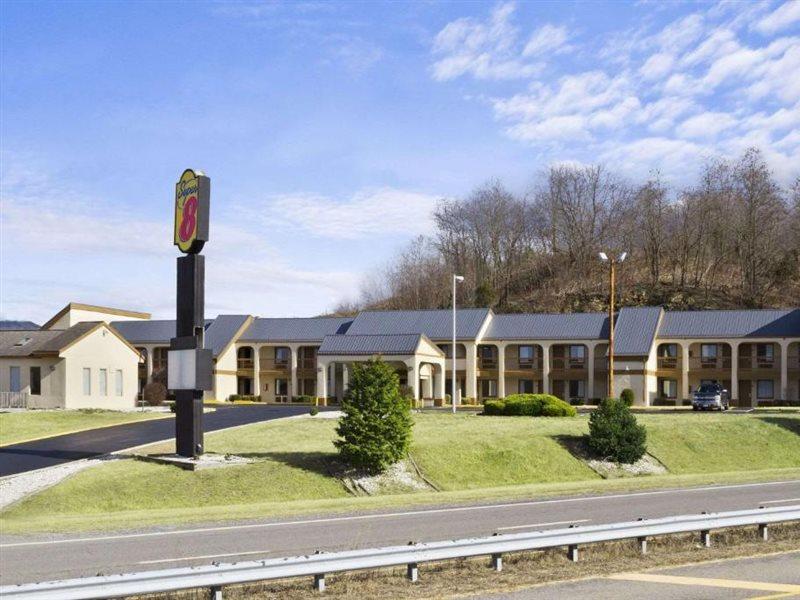 Max Meadows Super 8 By Wyndham Fort Chiswell Wytheville Area מראה חיצוני תמונה