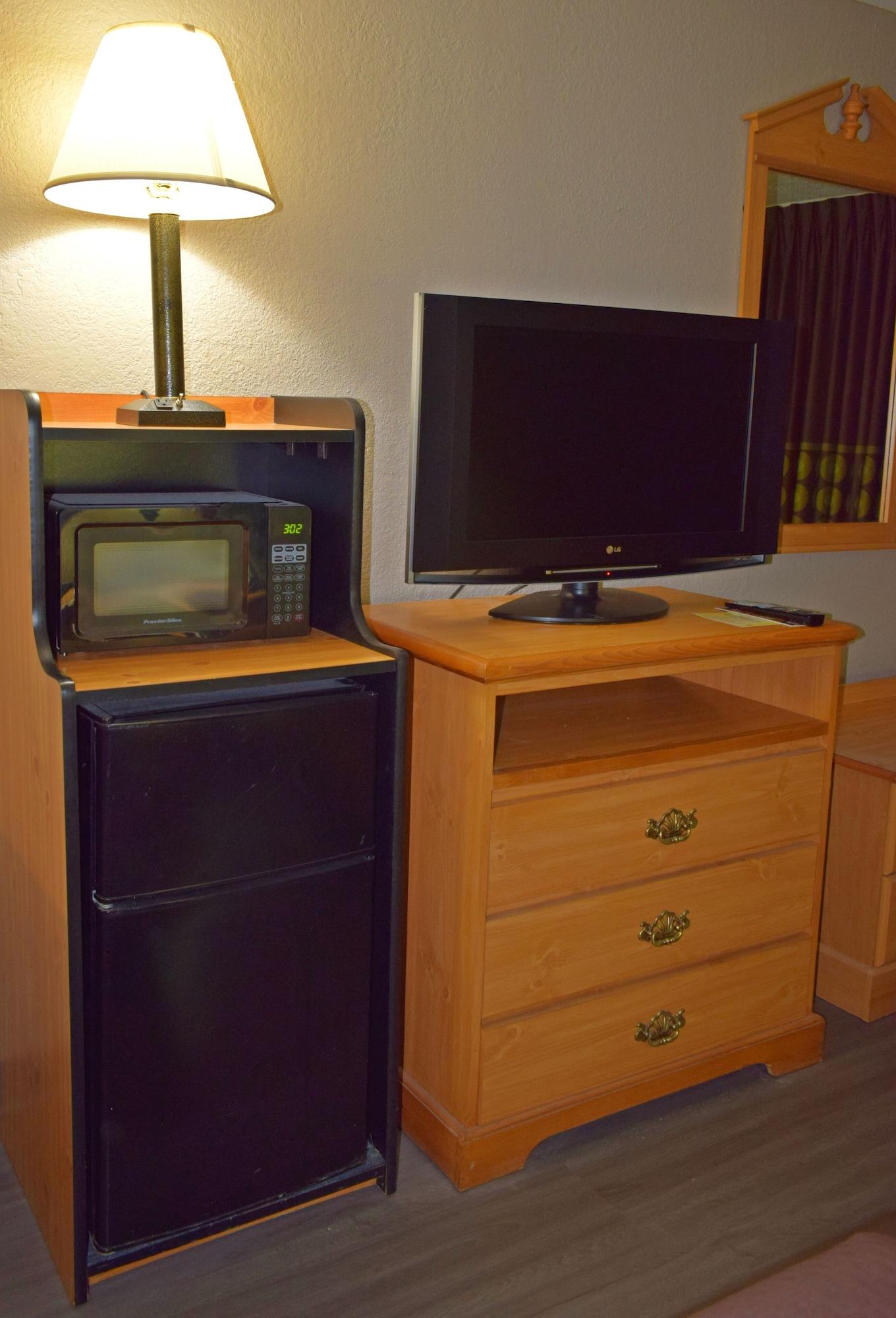 Max Meadows Super 8 By Wyndham Fort Chiswell Wytheville Area מראה חיצוני תמונה