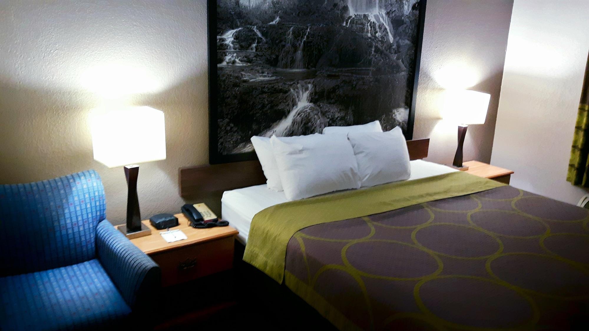 Max Meadows Super 8 By Wyndham Fort Chiswell Wytheville Area מראה חיצוני תמונה
