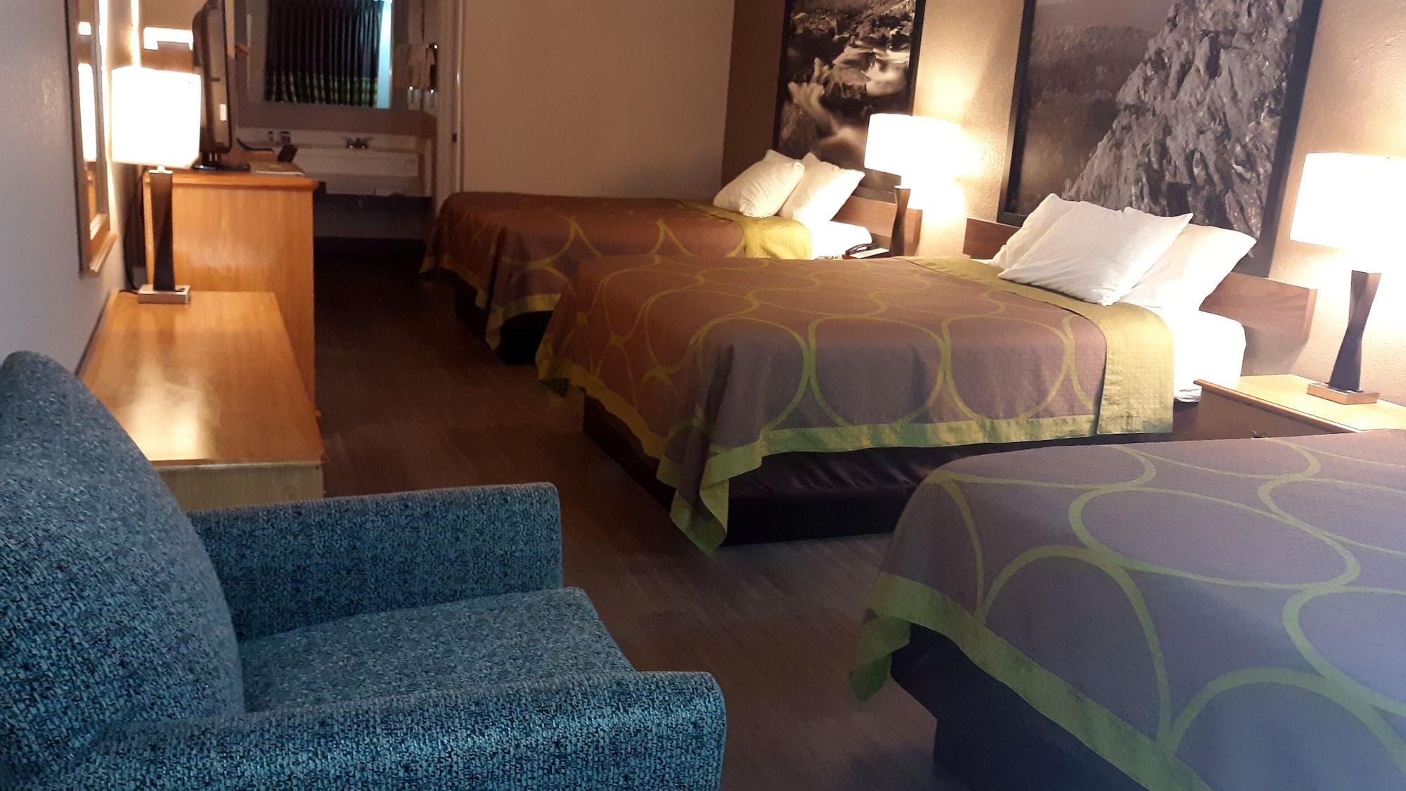 Max Meadows Super 8 By Wyndham Fort Chiswell Wytheville Area מראה חיצוני תמונה