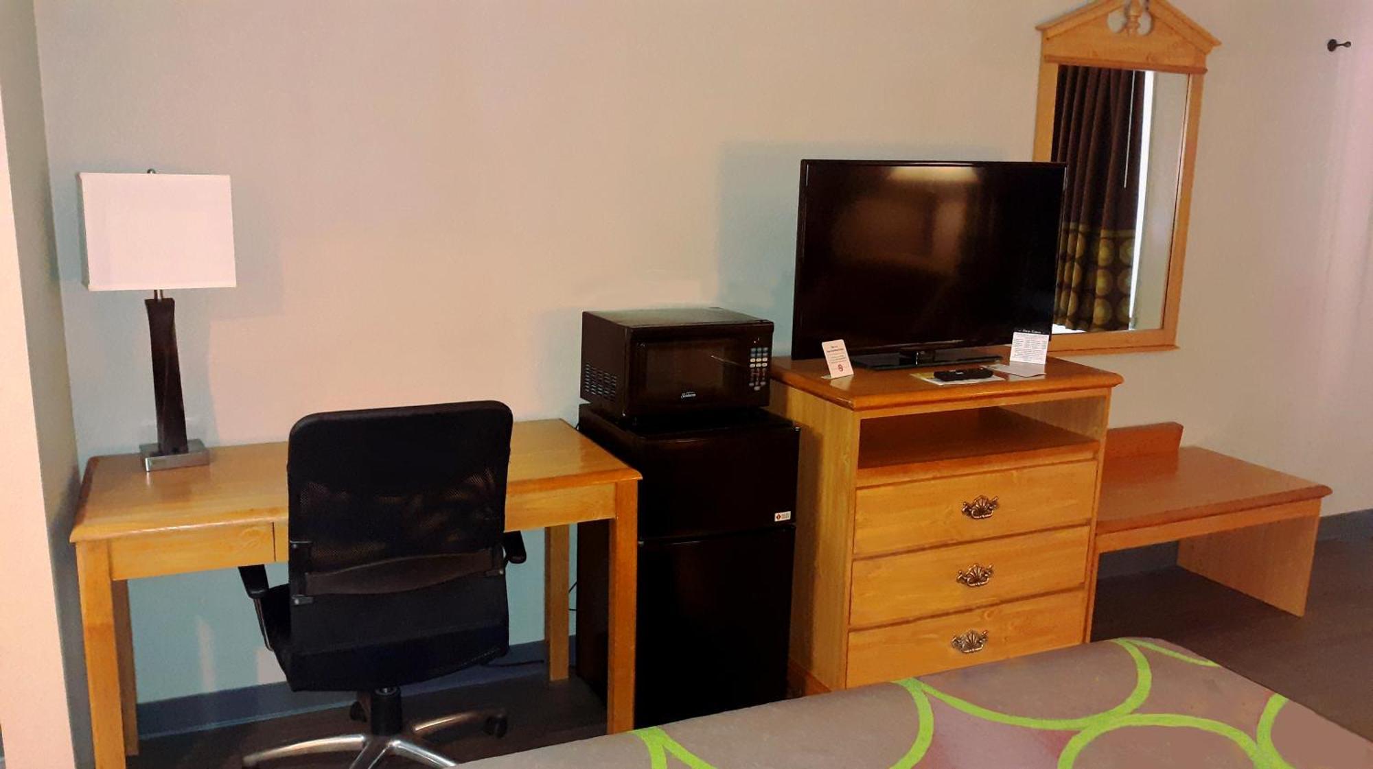 Max Meadows Super 8 By Wyndham Fort Chiswell Wytheville Area חדר תמונה